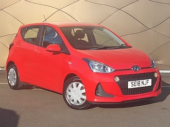 Used Hyundai i10 2018 for sale - 79126952: Photo