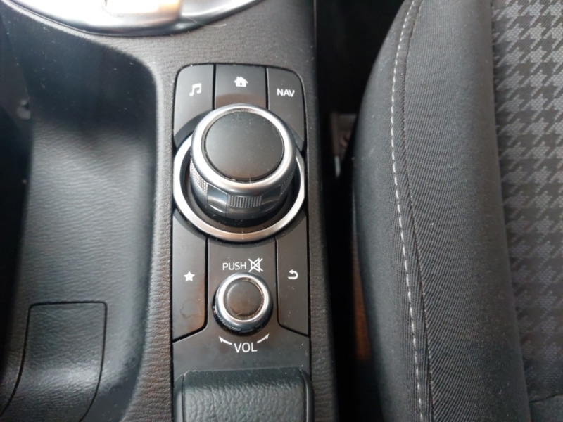 Used Mazda Mazda2 2019 for sale - 76403941: Photo 11