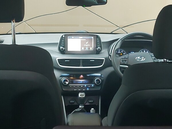 Used Hyundai TUCSON 2018 for sale - 76269183: Photo 2