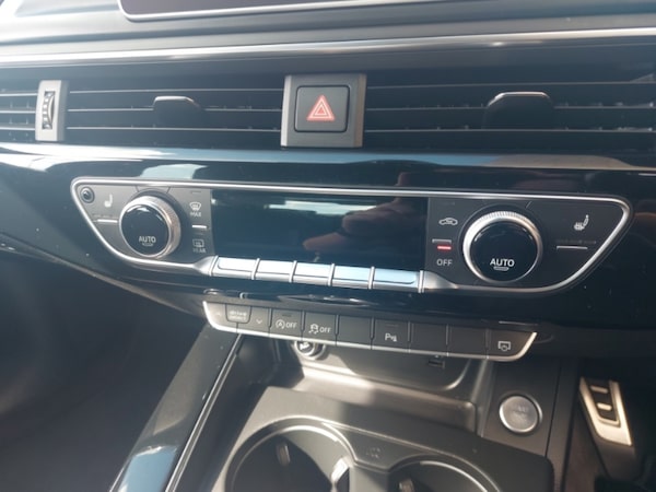 Used Audi A4 2019 for sale - 75695536: Photo 15
