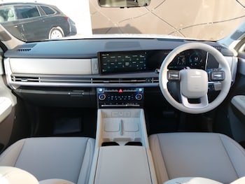 Used Hyundai Santa Fe 2025 for sale - 79510703: Photo