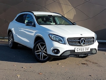 Used Mercedes-Benz GLA 2019 for sale - 76579598: Photo