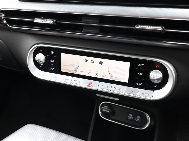 Used Genesis GV60 2025 for sale - 77020764: Photo 14