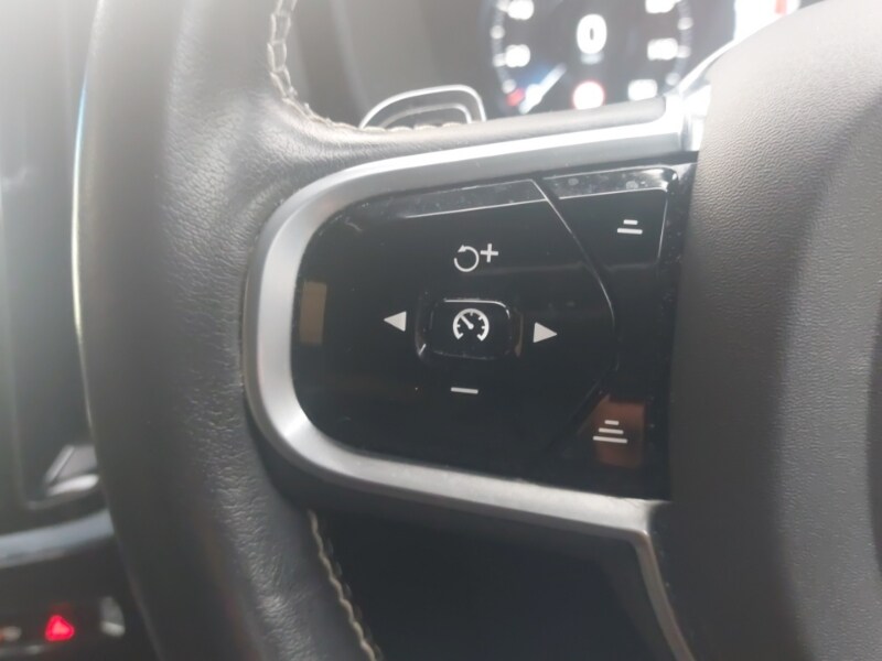 Used Volvo V60 2020 for sale - 77933110: Photo 14