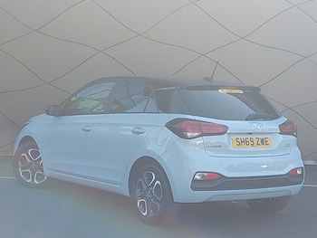 Used Hyundai i20 2019 for sale - 78973119: Photo