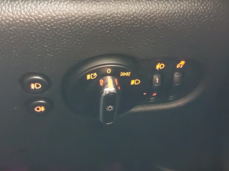 Used MINI Convertible 2017 for sale - 76560522: Photo 17