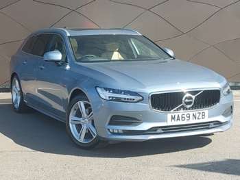 2019 - 2.0 T4 Momentum Plus 5dr Geartronic