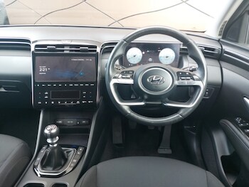 Used Hyundai TUCSON 2022 for sale - 76052376: Photo 2
