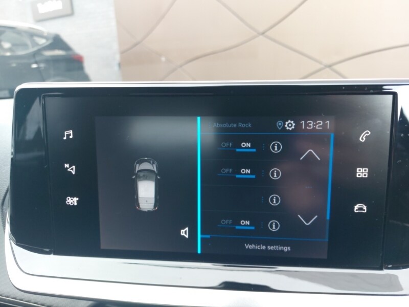 Used Peugeot 208 2023 for sale - 77818439: Photo 11