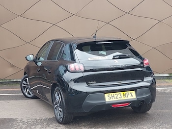 Used Peugeot 208 2023 for sale - 77818439: Photo