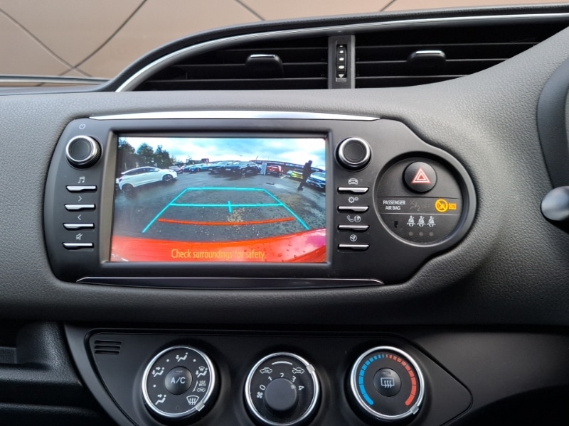 Used Toyota Yaris 2019 for sale - 76613825: Photo 15