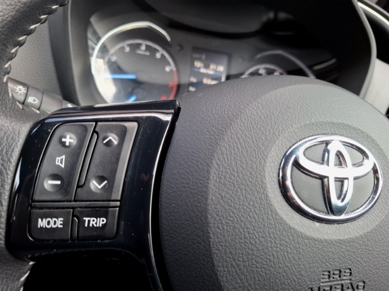 Used Toyota Yaris 2019 for sale - 76613825: Photo 18