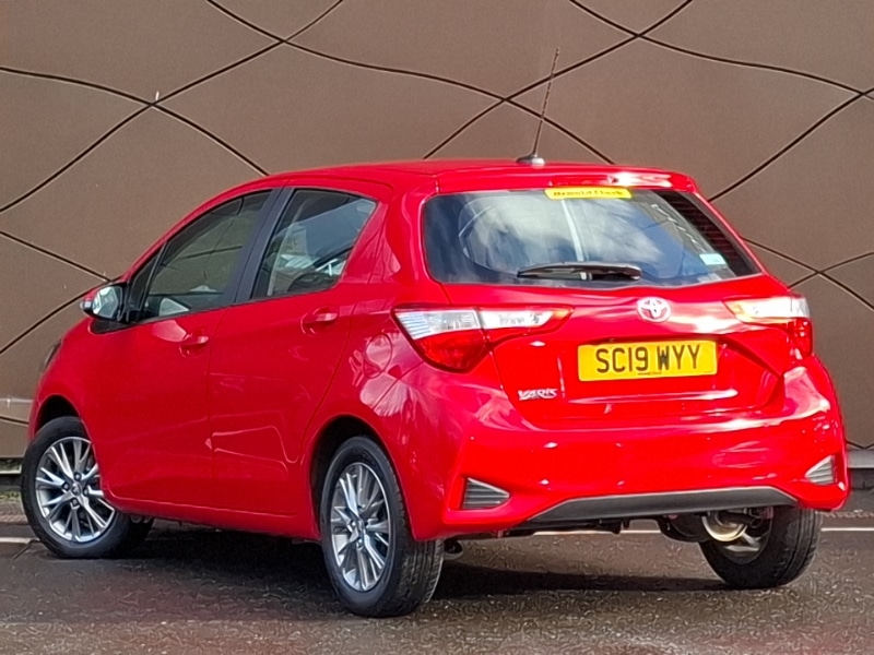 Used Toyota Yaris 2019 for sale - 76613825: Photo 3