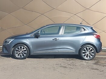 Used Renault Clio 2022 for sale - 78203235: Photo