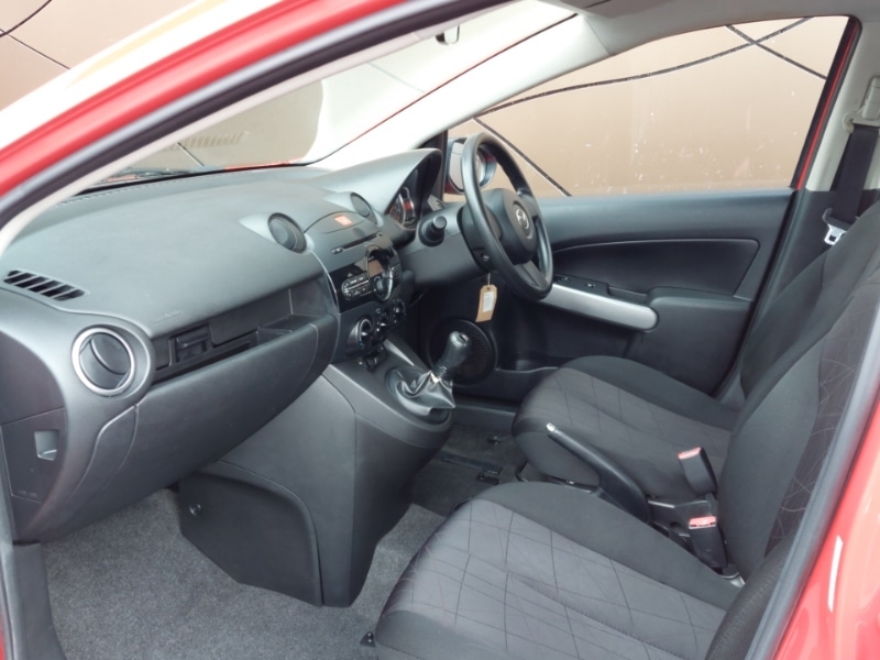 Used Mazda Mazda2 2013 for sale - 78125837: Photo 5