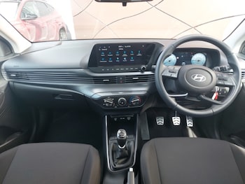 Used Hyundai BAYON 2024 for sale - 78441672: Photo