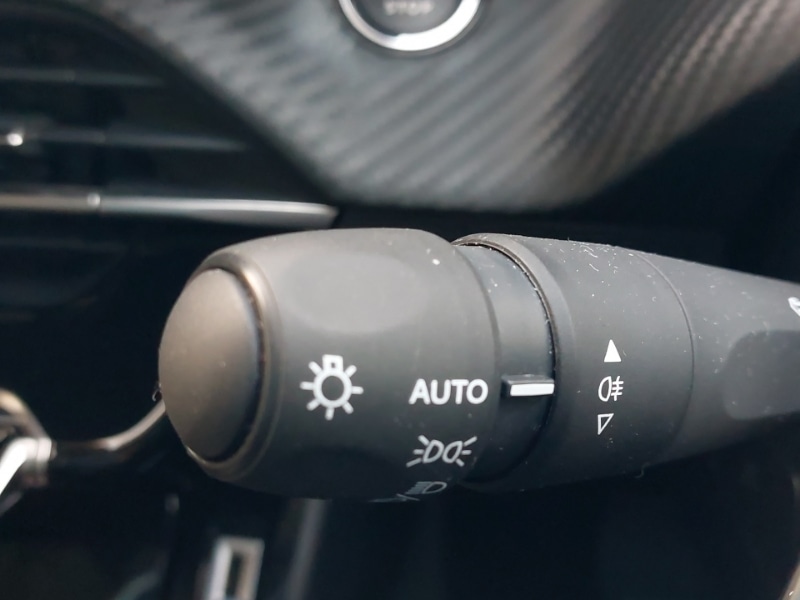 Used Peugeot 208 2022 for sale - 76619039: Photo 13