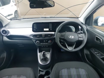 Used Hyundai i10 2025 for sale - 76289496: Photo 2