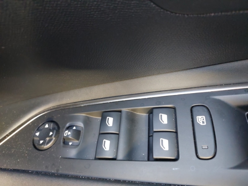 Used Peugeot 3008 2021 for sale - 77252432: Photo 17