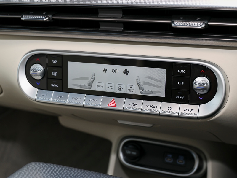 Used Genesis GV60 2025 for sale - 76515271: Photo 17