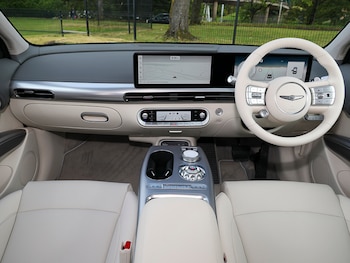 Used Genesis GV60 2025 for sale - 76515271: Photo