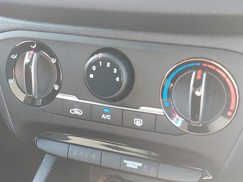 Used Hyundai i20 2019 for sale - 76717960: Photo 17