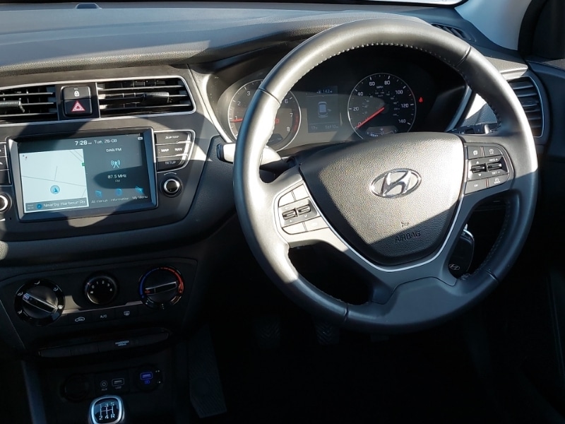Used Hyundai i20 2019 for sale - 76717960: Photo 7