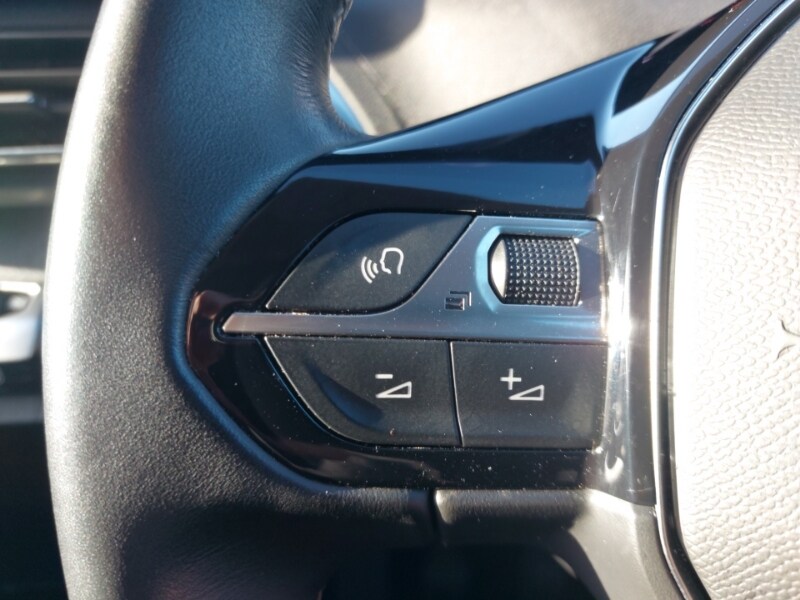 Used Peugeot 3008 2021 for sale - 76779785: Photo 15