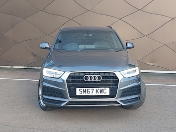 Audi - Q3