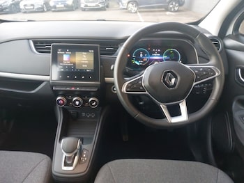 Used Renault Zoe 2022 for sale - 76052559: Photo
