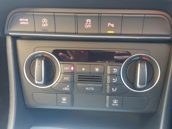 Used Audi Q3 2018 for sale - 76230063: Photo 14