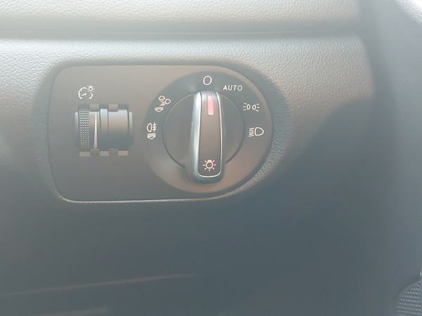 Used Audi Q3 2018 for sale - 76230063: Photo 18