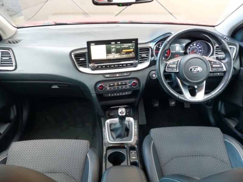 Used Kia XCeed 2020 for sale - 77933127: Photo 2