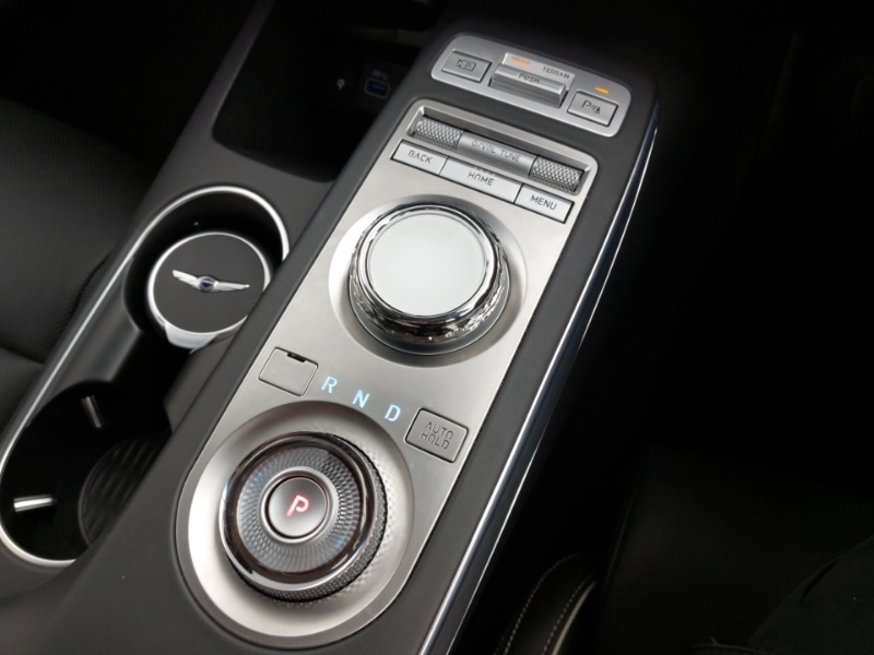 Used Genesis GV70 2024 for sale - 76571498: Photo 12