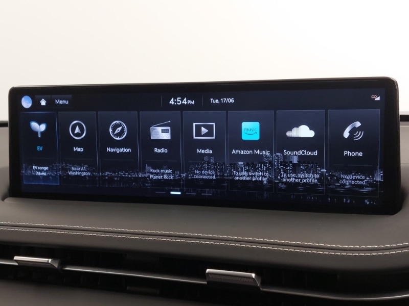 Used Genesis GV70 2024 for sale - 76571498: Photo 15