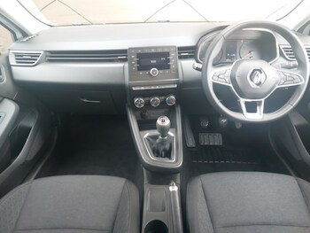 Used Renault Clio 2020 for sale - 78585214: Photo