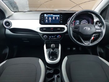 Used Hyundai i10 2022 for sale - 77448270: Photo