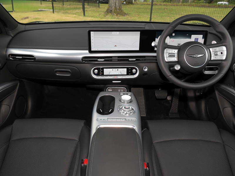 Used Genesis GV60 2025 for sale - 76515267: Photo 2