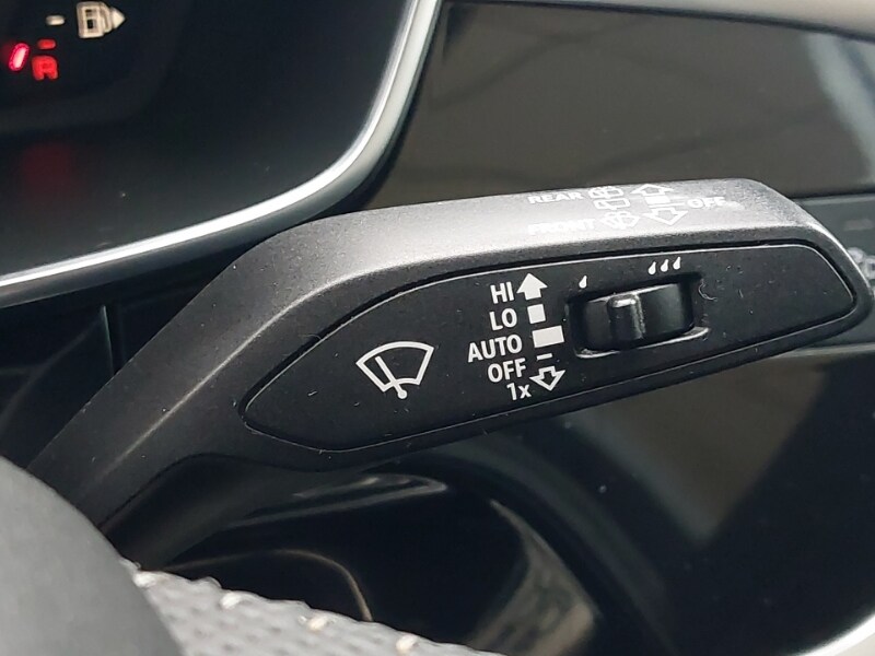 Used Audi Q3 2019 for sale - 77433589: Photo 18