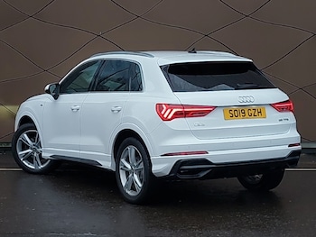 Used Audi Q3 2019 for sale - 77433589: Photo