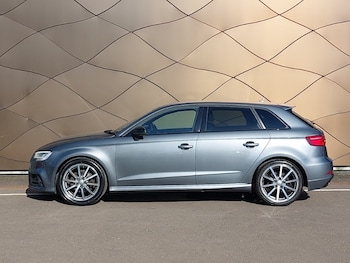 Used Audi A3 2018 for sale - 78369500: Photo