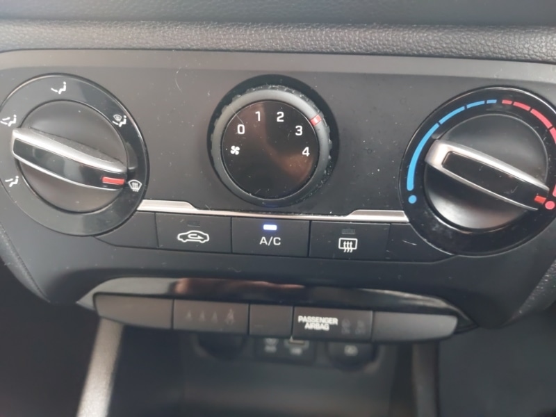 Used Hyundai i20 2019 for sale - 76414763: Photo 19