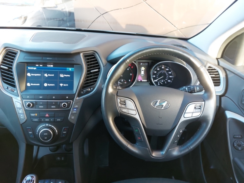 Used Hyundai Santa Fe 2018 for sale - 77052378: Photo 7