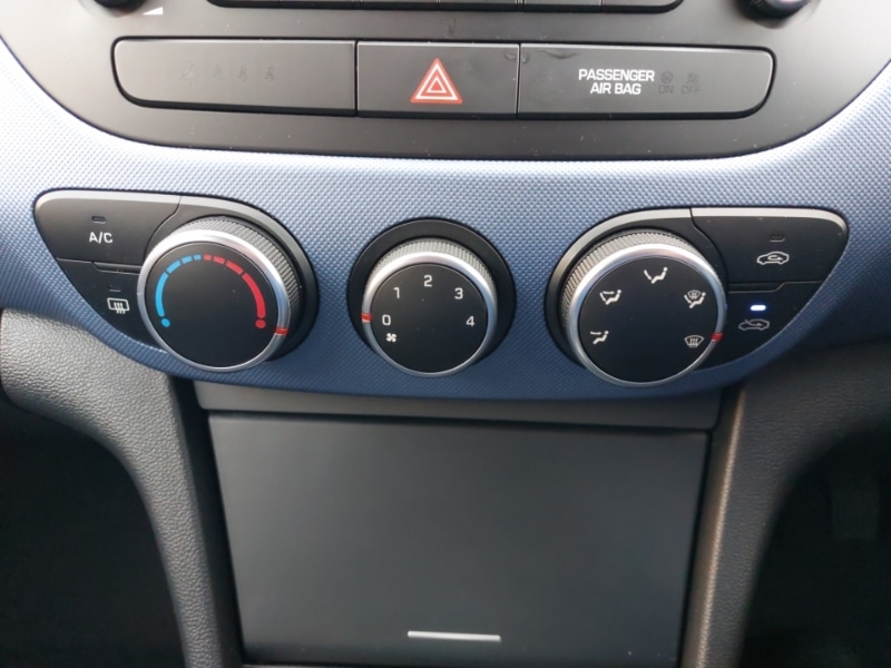 Used Hyundai i10 2016 for sale - 77070057: Photo 18