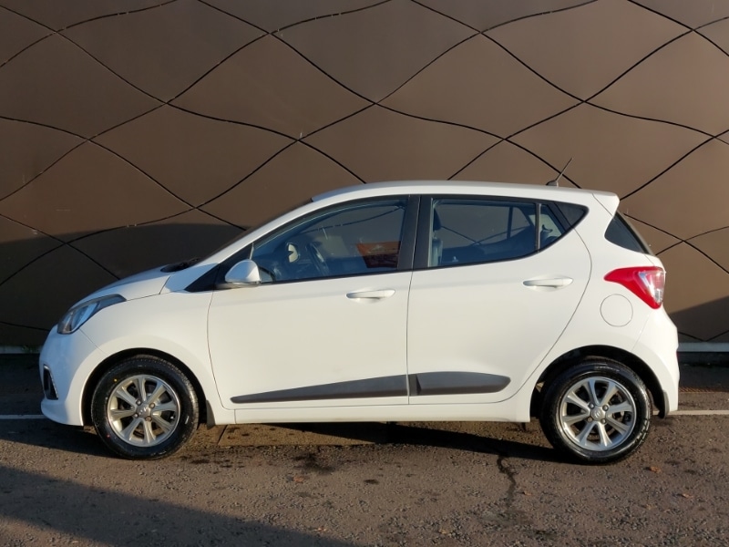 Used Hyundai i10 2016 for sale - 77070057: Photo 4