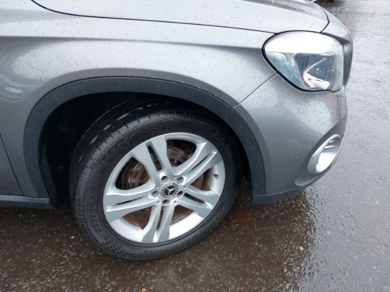 Used Mercedes-Benz GLA 2018 for sale - 77777410: Photo 9