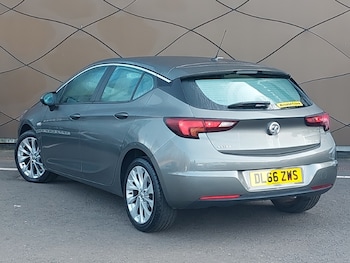 Used Vauxhall Astra 2016 for sale - 77948072: Photo