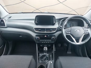 Used Hyundai TUCSON 2018 for sale - 79033378: Photo