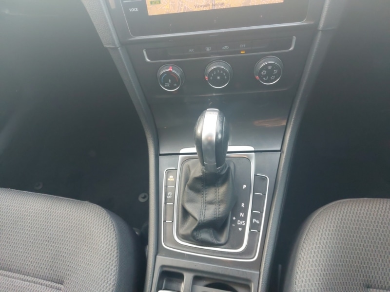 Used Volkswagen Golf 2017 for sale - 76097909: Photo 15