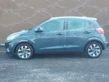 Used Hyundai i10 2024 for sale - 77556322: Photo